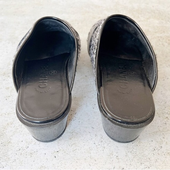 CHANEL Women’s Shoes Clogs Mules Slides Sandals size 38 EU - Picture 5 of 8